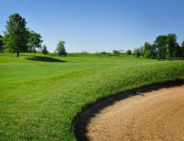 Practice facility chipping green with sand traps